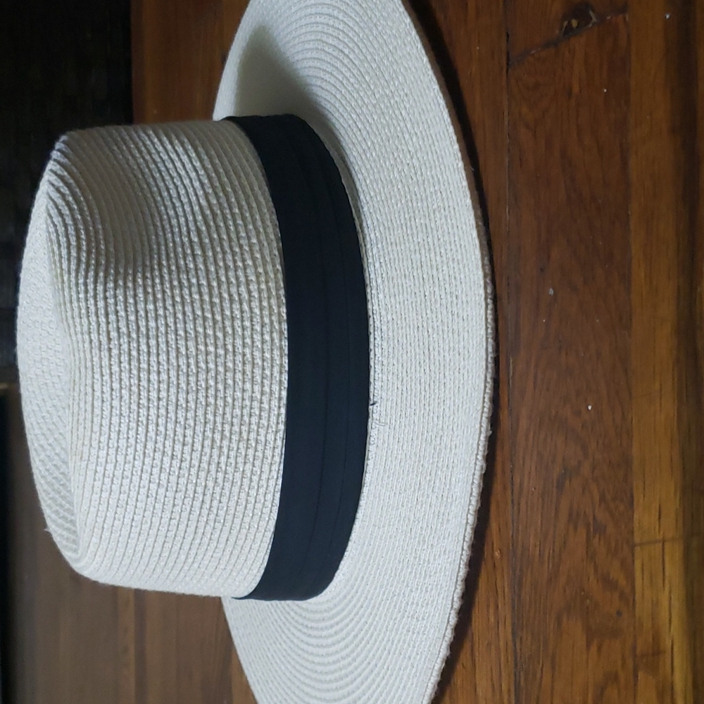 Hat - Picture 2 of 3